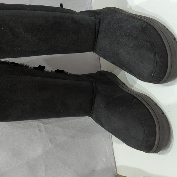 Brand new with Tag Holly UGGs inspired  Black 7 - Picture 2 of 9